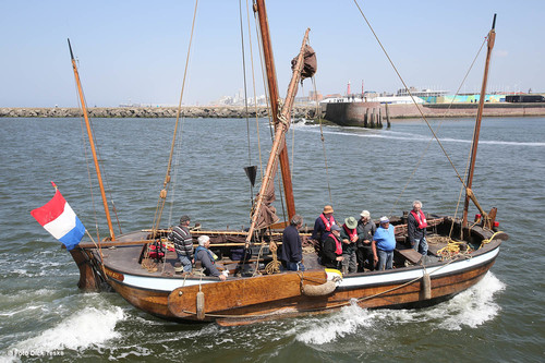 Binnen de pieren van Scheveningen